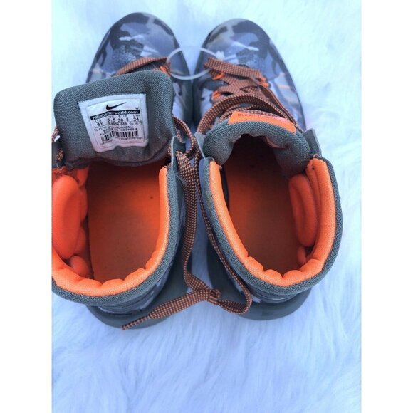 Nike Hyperdunk 2015 Team Basketball Shoe Size 6Y - Picture 5 of 10